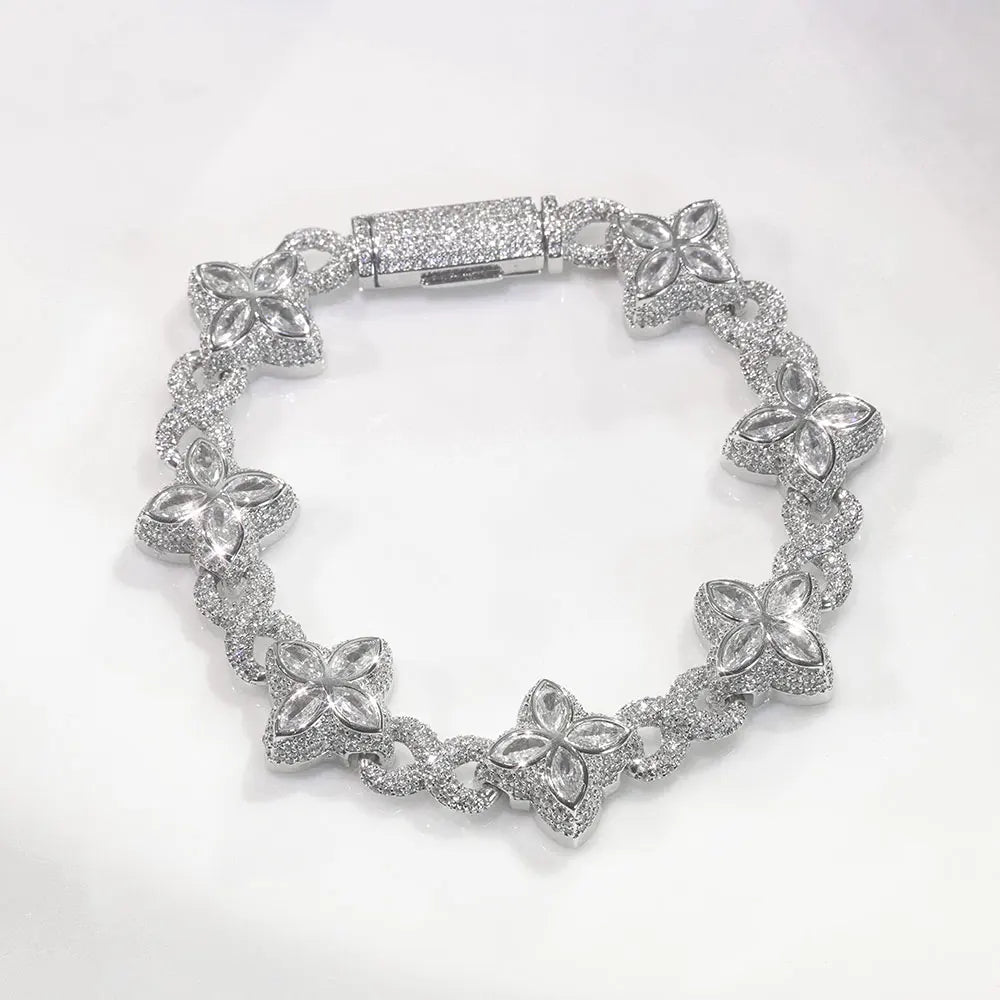 【8mm 四つ葉クローバー／シルバーCZ】アイスアウト フラワーチェーン ブレスレット - Four Leaf Clover - 5